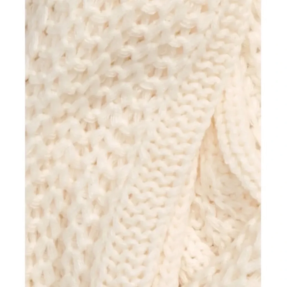 Treasure & Bond Fringe Cable Knit Scarf White NWT
